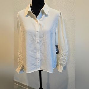 Elegant Vince Camuto Cream Blouse (L)